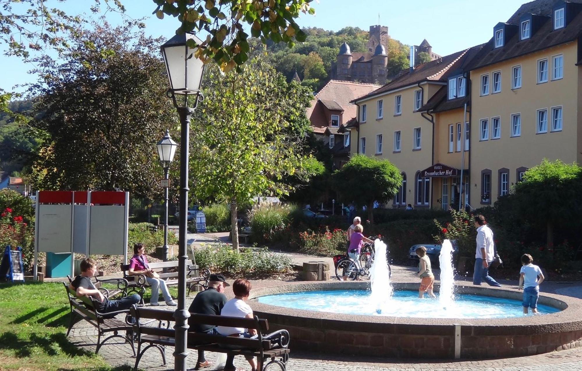 Hotel Bronnbacher Hof Wertheim Exterior foto